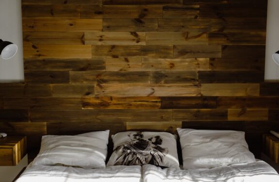 Ukryte panele PCM w meblach i ścianach – domowy akumulator ciepła i chłodu bez klimatyzacji